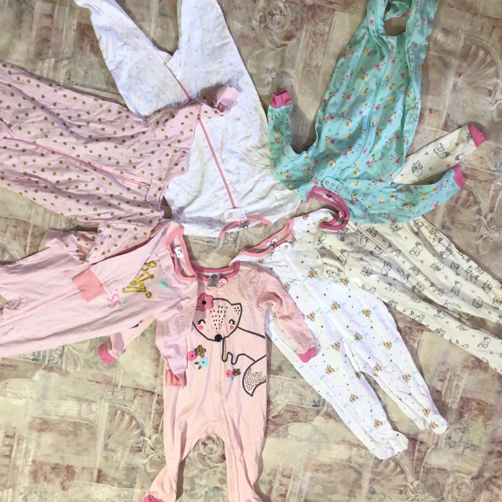 Gerber Baby Toddler Girls One Pieces Footed Cotton Pajamas Bundle of 7 Pieces